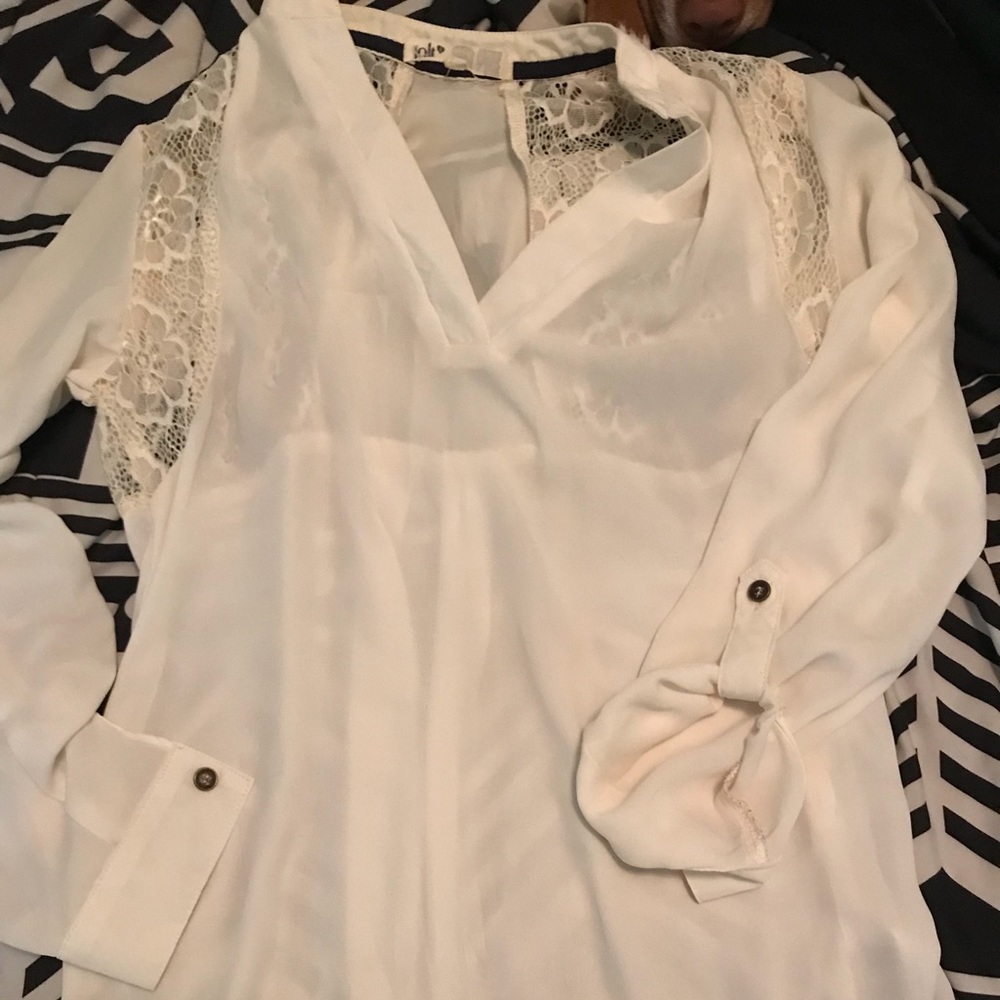 White lace detail top